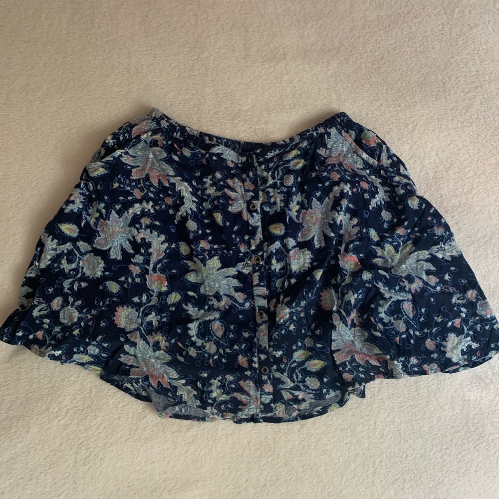 ⭐️2/25⭐️ Floral Skirt